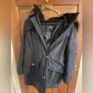 Women’s DKNY winter coat (L)